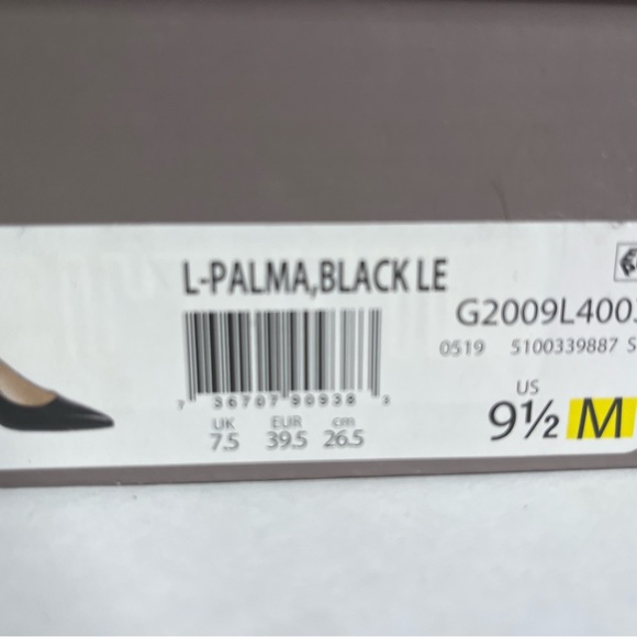 Sz 9.5 Elegant Black Heels - Picture 5 of 6